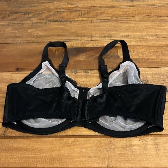 WACOAL Bra - Picture 2 of 7